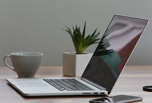 在線教育軟件開發(fā)的網(wǎng)絡(luò)技術(shù)側(cè)重點(diǎn)與實(shí)施方案